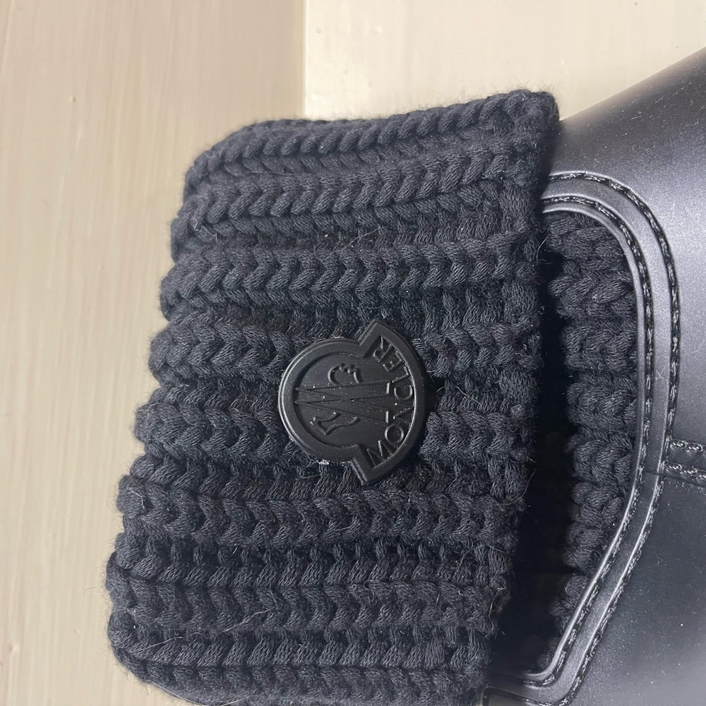 Moncler boots - Picture 2 of 6